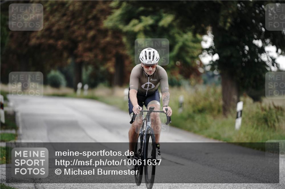 30.08.2026 - Elbe Triathlon Hamburg Michael Burmester http://msf.ph/oto/10061637 30.08.2026 08:47:16 Radfahren 215 meine-sportfotos.de