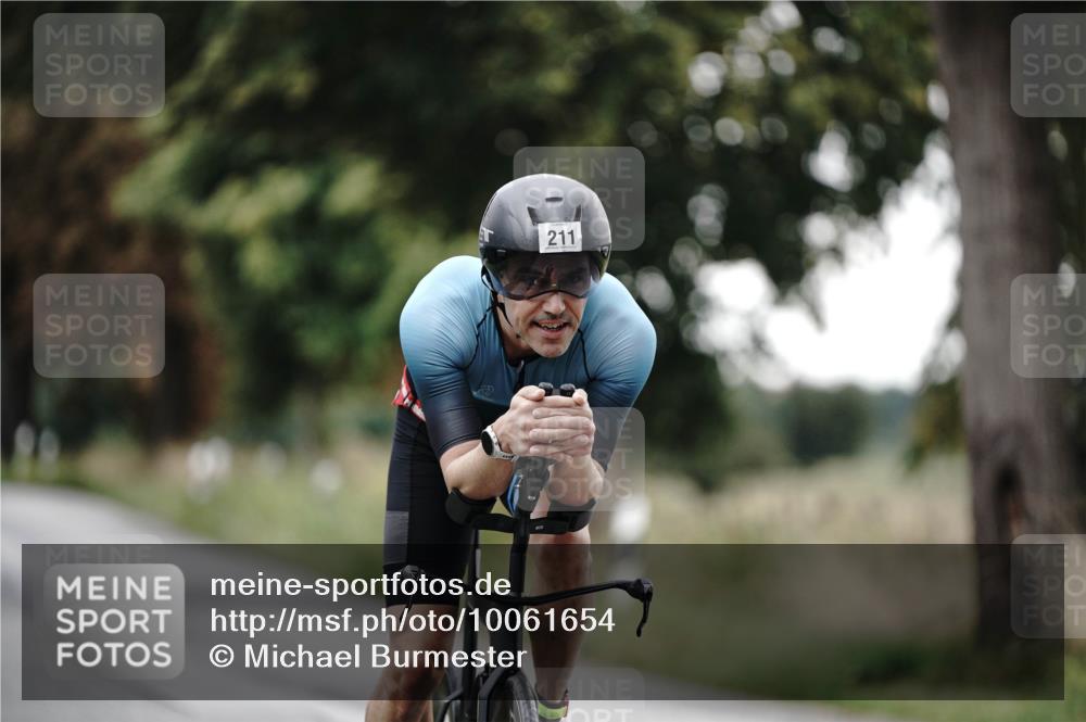 30.08.2026 - Elbe Triathlon Hamburg Michael Burmester http://msf.ph/oto/10061654 30.08.2026 08:48:22 Radfahren 211 meine-sportfotos.de