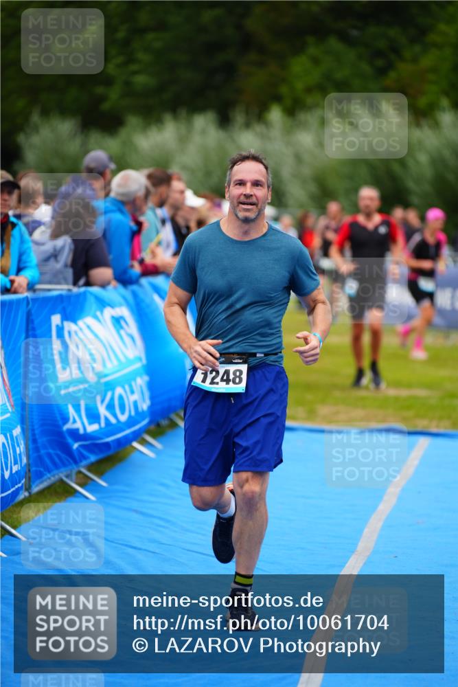 30.08.2026 - Elbe Triathlon Hamburg LAZAROV Photography http://msf.ph/oto/10061704 30.08.2026 11:45:44 Ziel 1248, 1299 meine-sportfotos.de