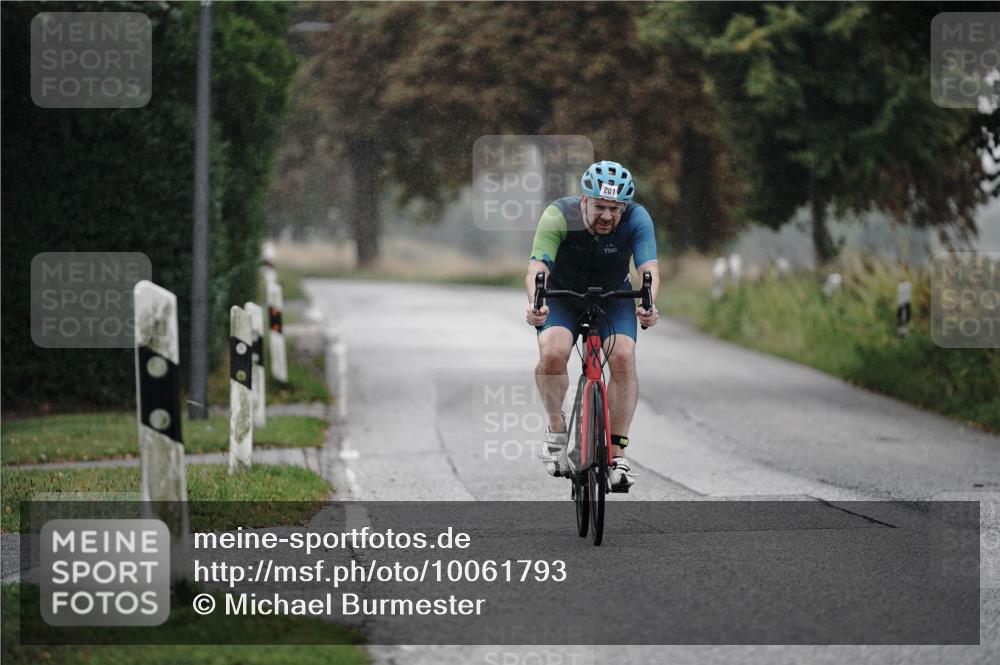 30.08.2026 - Elbe Triathlon Hamburg Michael Burmester http://msf.ph/oto/10061793 30.08.2026 08:52:26 Radfahren 201 meine-sportfotos.de