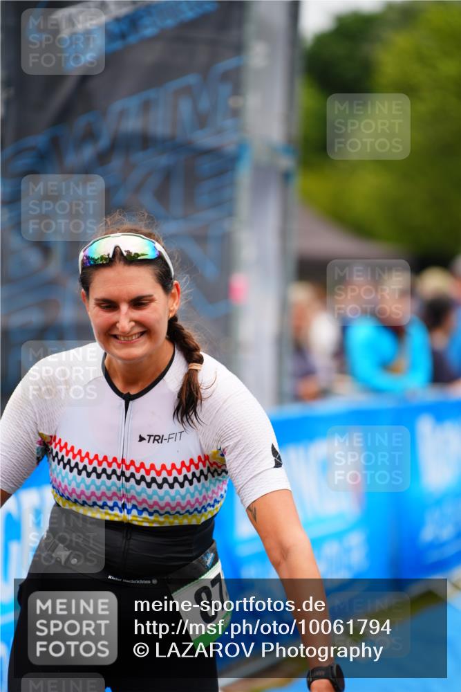 30.08.2026 - Elbe Triathlon Hamburg LAZAROV Photography http://msf.ph/oto/10061794 30.08.2026 11:46:15 Ziel 873 meine-sportfotos.de