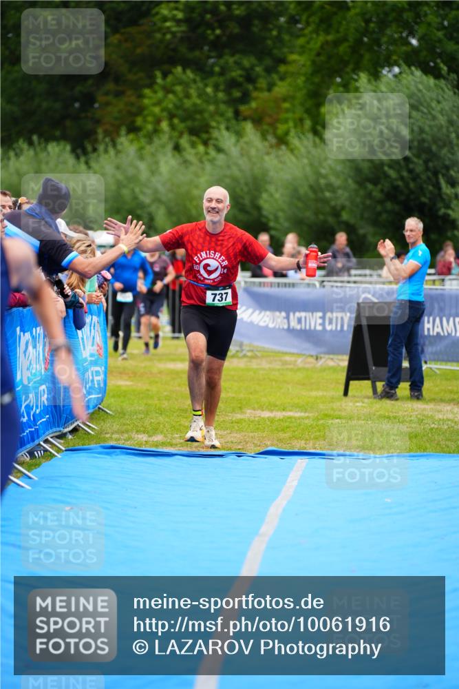 30.08.2026 - Elbe Triathlon Hamburg LAZAROV Photography http://msf.ph/oto/10061916 30.08.2026 11:47:01 Ziel 737, 788, 1294, 1445 meine-sportfotos.de