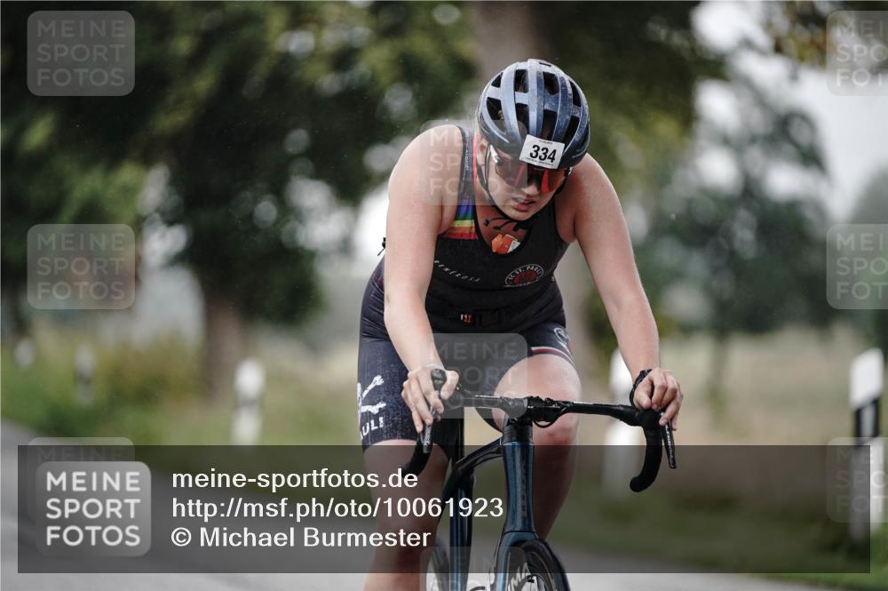 30.08.2026 - Elbe Triathlon Hamburg Michael Burmester http://msf.ph/oto/10061923 30.08.2026 08:53:53 Radfahren 197, 334, 390 meine-sportfotos.de