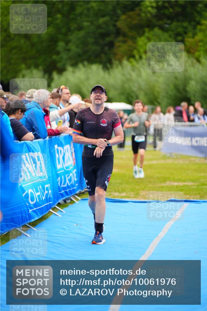 30.08.2026 - Elbe Triathlon Hamburg LAZAROV Photography http://msf.ph/oto/10061976 30.08.2026 11:47:11 Ziel 1294, 1311, 1379 meine-sportfotos.de