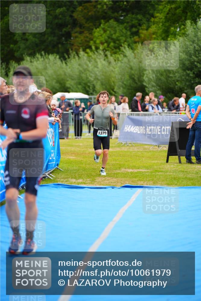 30.08.2026 - Elbe Triathlon Hamburg LAZAROV Photography http://msf.ph/oto/10061979 30.08.2026 11:47:12 Ziel 1294, 1311, 1379 meine-sportfotos.de