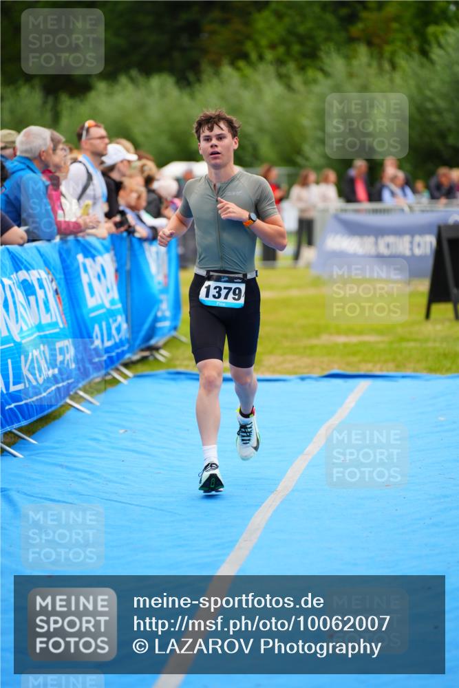 30.08.2026 - Elbe Triathlon Hamburg LAZAROV Photography http://msf.ph/oto/10062007 30.08.2026 11:47:15 Ziel 1311, 1379 meine-sportfotos.de