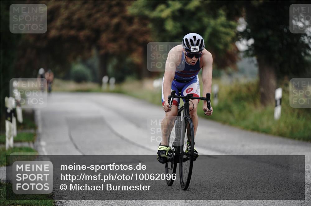 30.08.2026 - Elbe Triathlon Hamburg Michael Burmester http://msf.ph/oto/10062096 30.08.2026 08:56:03 Radfahren 193, 204, 328, 411 meine-sportfotos.de