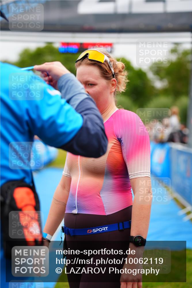 30.08.2026 - Elbe Triathlon Hamburg LAZAROV Photography http://msf.ph/oto/10062119 30.08.2026 11:47:49 Ziel  meine-sportfotos.de