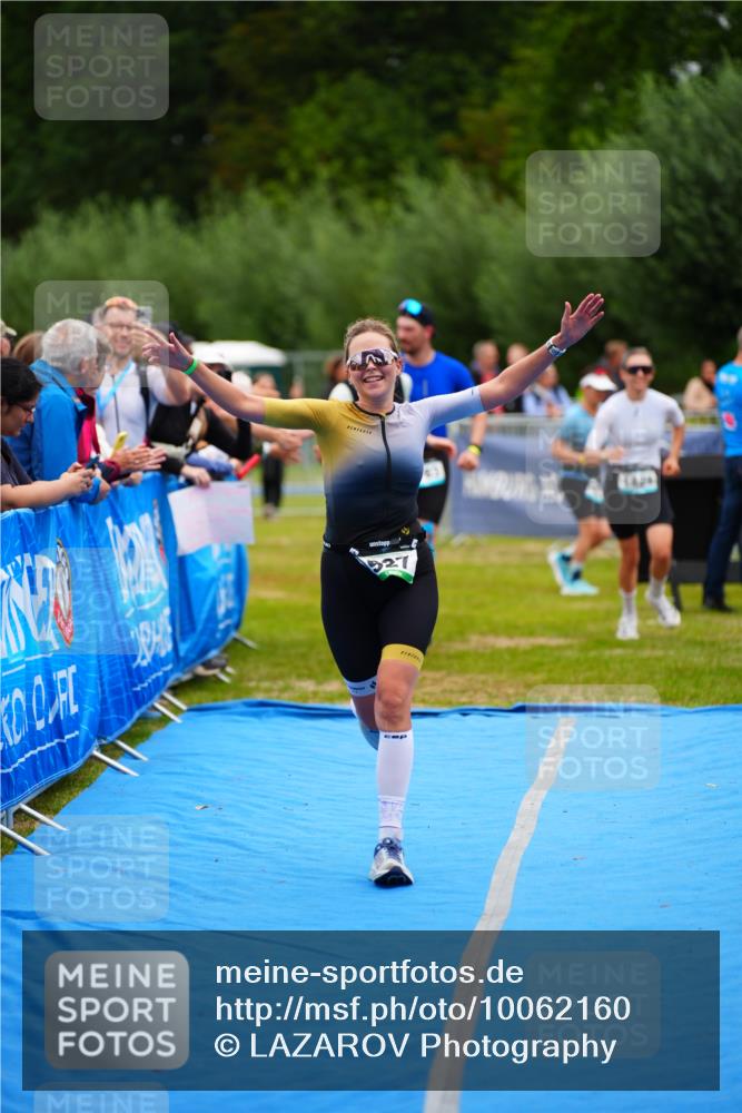 30.08.2026 - Elbe Triathlon Hamburg LAZAROV Photography http://msf.ph/oto/10062160 30.08.2026 11:47:59 Ziel 914, 927, 1163, 1421 meine-sportfotos.de