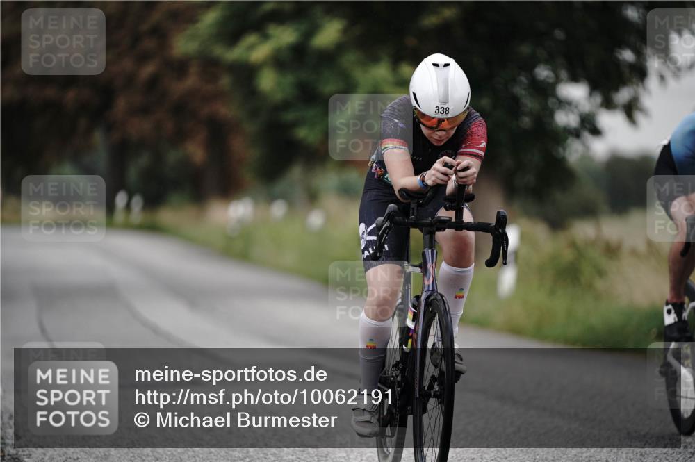 30.08.2026 - Elbe Triathlon Hamburg Michael Burmester http://msf.ph/oto/10062191 30.08.2026 08:56:52 Radfahren 262, 338, 374 meine-sportfotos.de