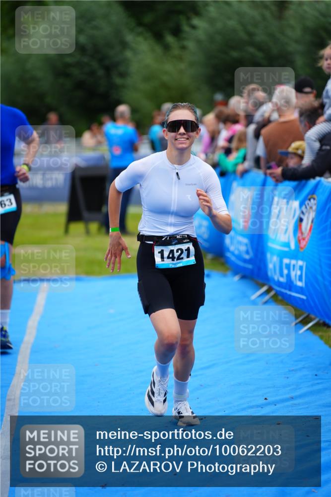 30.08.2026 - Elbe Triathlon Hamburg LAZAROV Photography http://msf.ph/oto/10062203 30.08.2026 11:48:03 Ziel 821, 914, 927, 1163, 1421 meine-sportfotos.de