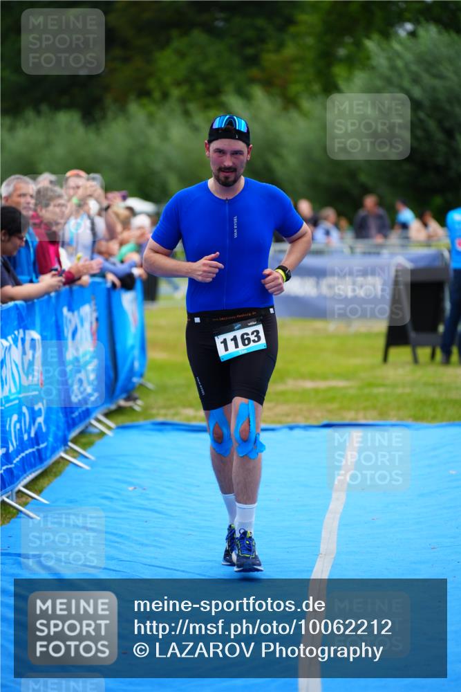 30.08.2026 - Elbe Triathlon Hamburg LAZAROV Photography http://msf.ph/oto/10062212 30.08.2026 11:48:04 Ziel 821, 914, 927, 1163, 1421 meine-sportfotos.de