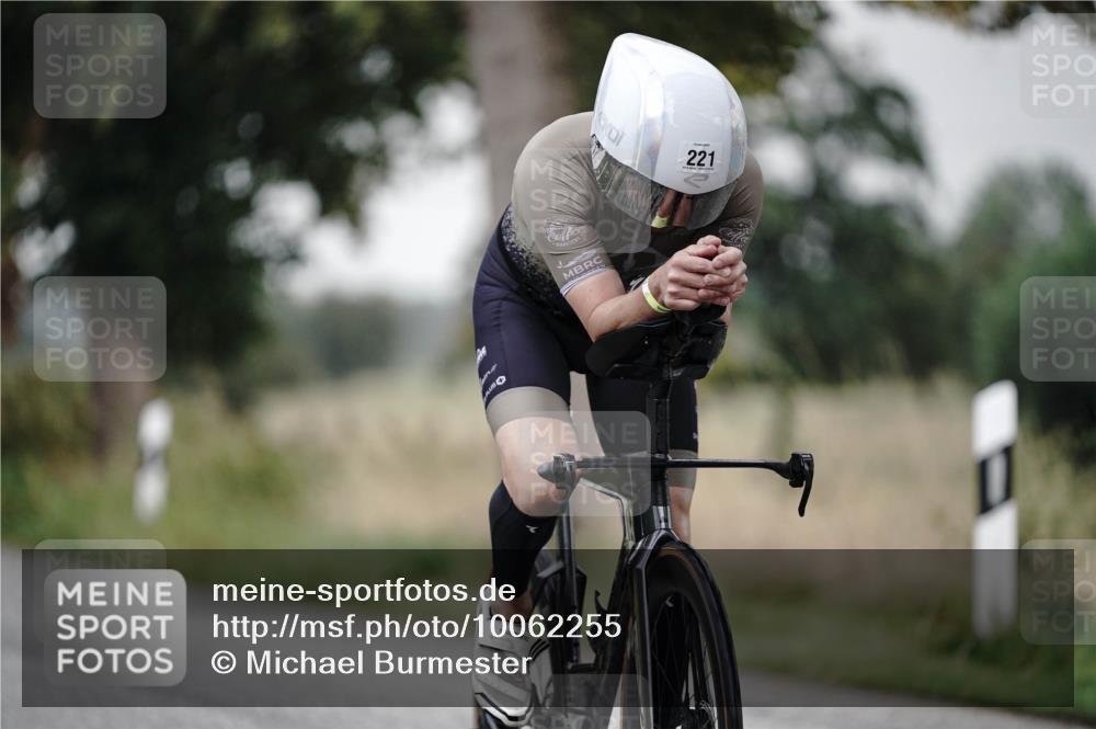 30.08.2026 - Elbe Triathlon Hamburg Michael Burmester http://msf.ph/oto/10062255 30.08.2026 08:57:20 Radfahren 221, 335, 382 meine-sportfotos.de