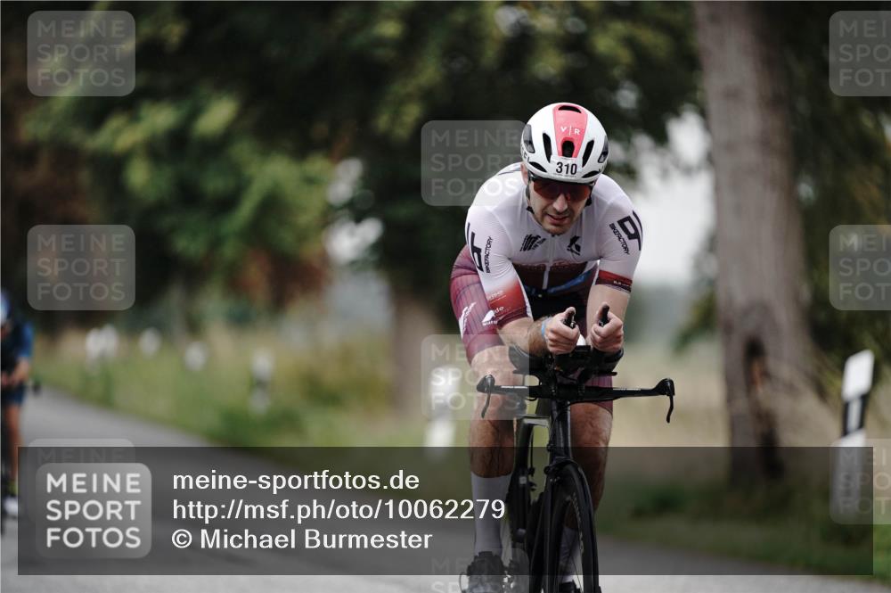 30.08.2026 - Elbe Triathlon Hamburg Michael Burmester http://msf.ph/oto/10062279 30.08.2026 08:57:35 Radfahren 310, 324, 351, 359 meine-sportfotos.de
