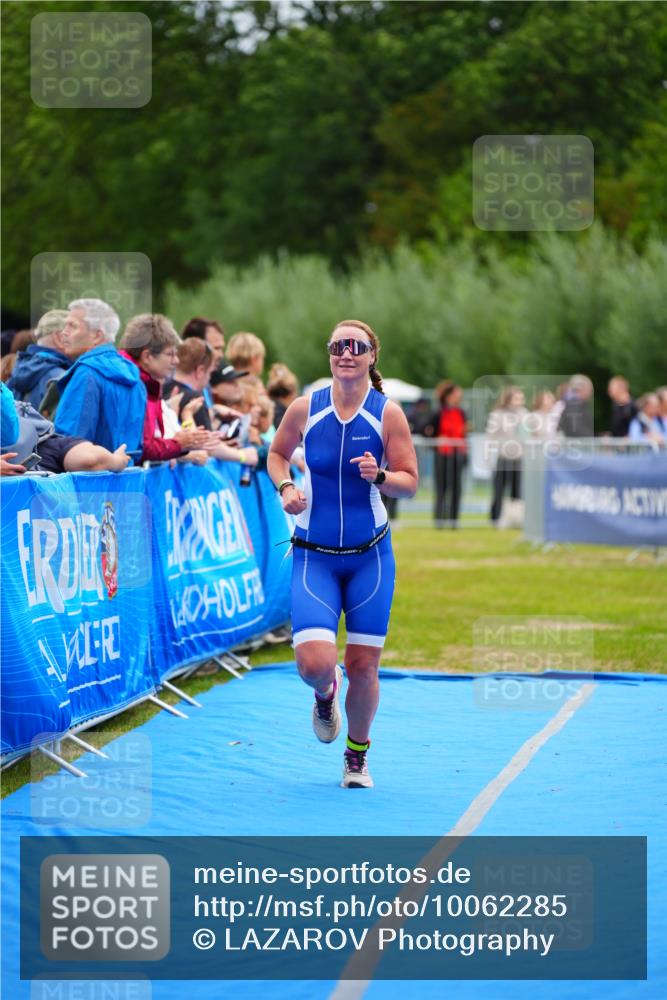 30.08.2026 - Elbe Triathlon Hamburg LAZAROV Photography http://msf.ph/oto/10062285 30.08.2026 11:48:30 Ziel 965 meine-sportfotos.de