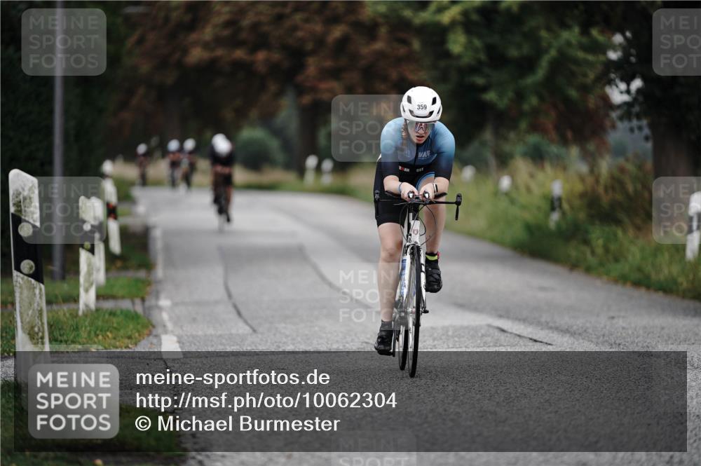 30.08.2026 - Elbe Triathlon Hamburg Michael Burmester http://msf.ph/oto/10062304 30.08.2026 08:57:42 Radfahren 258, 270, 301, 324, 359 meine-sportfotos.de
