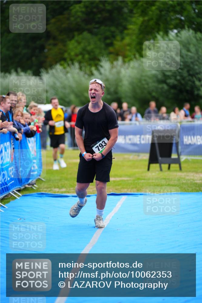 30.08.2026 - Elbe Triathlon Hamburg LAZAROV Photography http://msf.ph/oto/10062353 30.08.2026 11:48:44 Ziel 793, 1087 meine-sportfotos.de