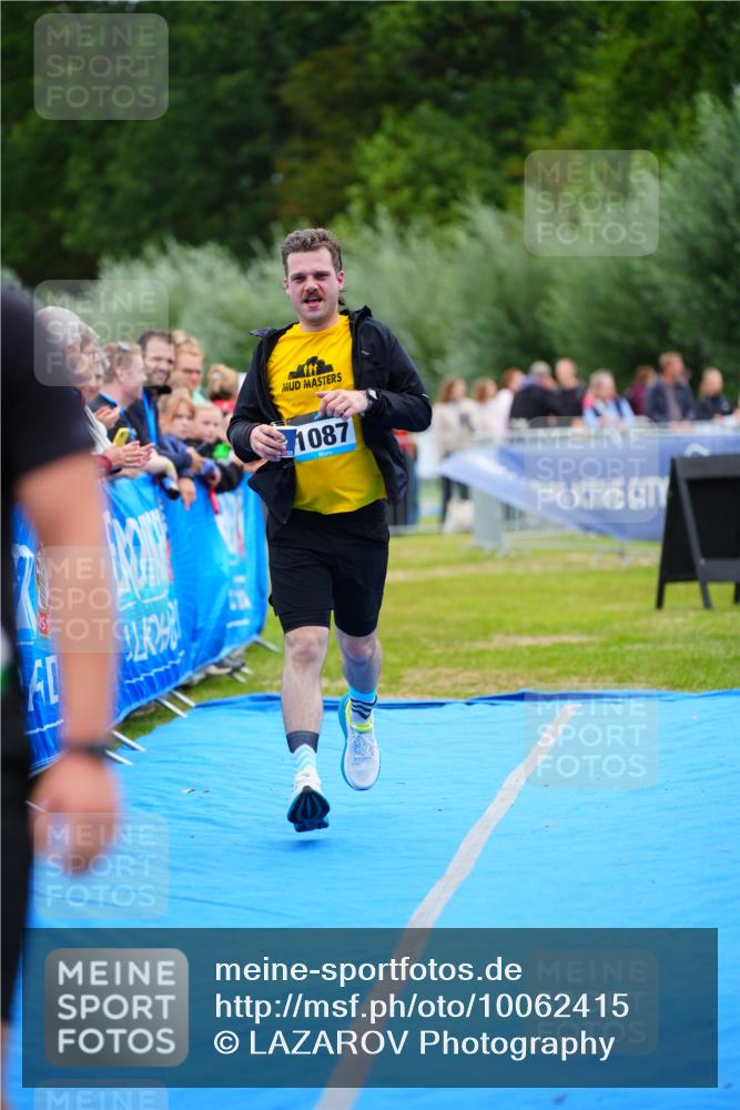 30.08.2026 - Elbe Triathlon Hamburg LAZAROV Photography http://msf.ph/oto/10062415 30.08.2026 11:48:49 Ziel 793, 1087 meine-sportfotos.de