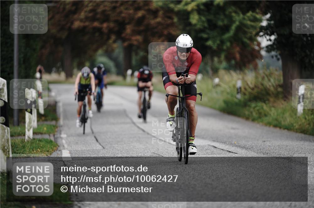 30.08.2026 - Elbe Triathlon Hamburg Michael Burmester http://msf.ph/oto/10062427 30.08.2026 08:58:35 Radfahren 181, 242, 288, 314, 360 meine-sportfotos.de
