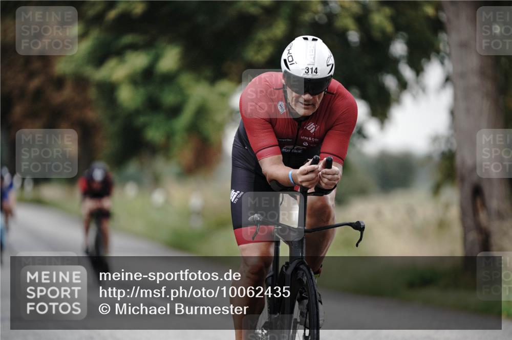 30.08.2026 - Elbe Triathlon Hamburg Michael Burmester http://msf.ph/oto/10062435 30.08.2026 08:58:36 Radfahren 181, 242, 288, 314, 360 meine-sportfotos.de