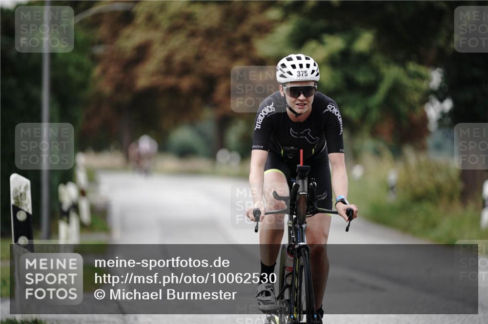 30.08.2026 - Elbe Triathlon Hamburg Michael Burmester http://msf.ph/oto/10062530 30.08.2026 09:00:19 Radfahren 321, 375, 383 meine-sportfotos.de