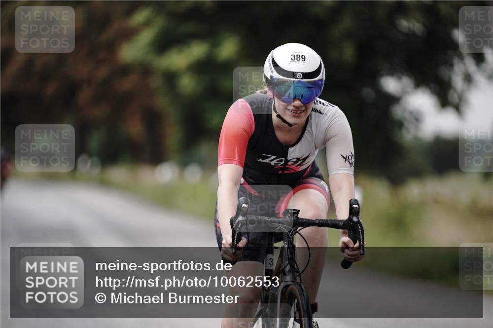30.08.2026 - Elbe Triathlon Hamburg Michael Burmester http://msf.ph/oto/10062553 30.08.2026 09:00:36 Radfahren 389, 391 meine-sportfotos.de