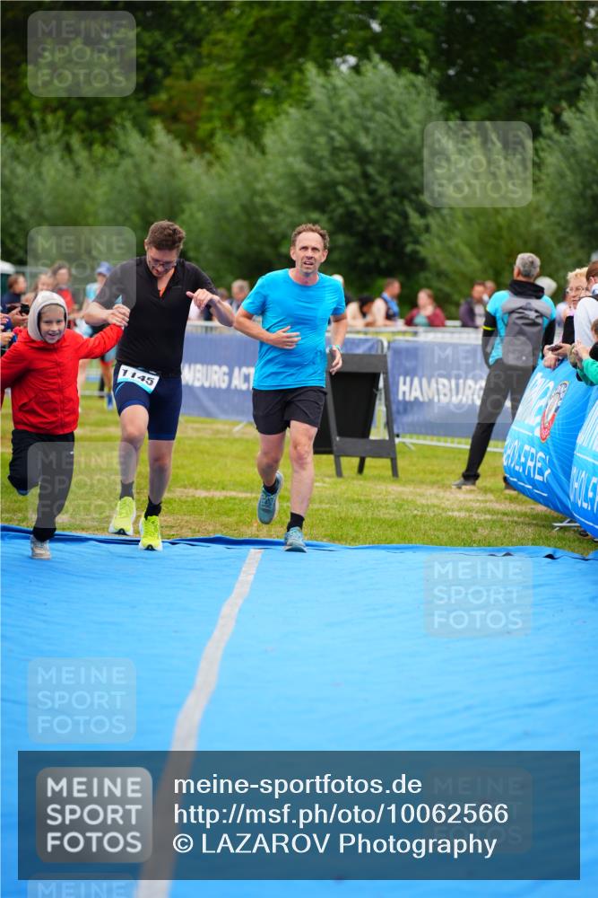 30.08.2026 - Elbe Triathlon Hamburg LAZAROV Photography http://msf.ph/oto/10062566 30.08.2026 11:49:28 Ziel 1145, 1252, 1363 meine-sportfotos.de