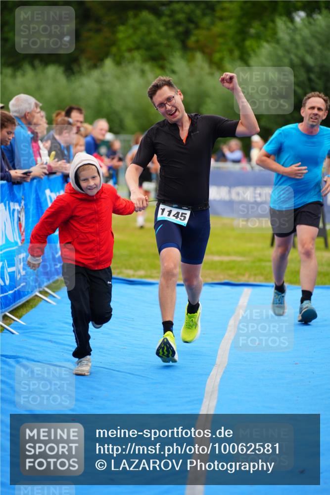 30.08.2026 - Elbe Triathlon Hamburg LAZAROV Photography http://msf.ph/oto/10062581 30.08.2026 11:49:29 Ziel 1145, 1252, 1363 meine-sportfotos.de