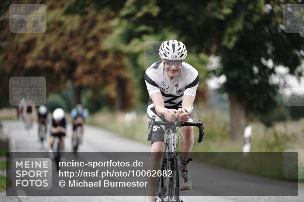 30.08.2026 - Elbe Triathlon Hamburg Michael Burmester http://msf.ph/oto/10062682 30.08.2026 09:01:40 Radfahren 211, 279, 376, 379, 386 meine-sportfotos.de