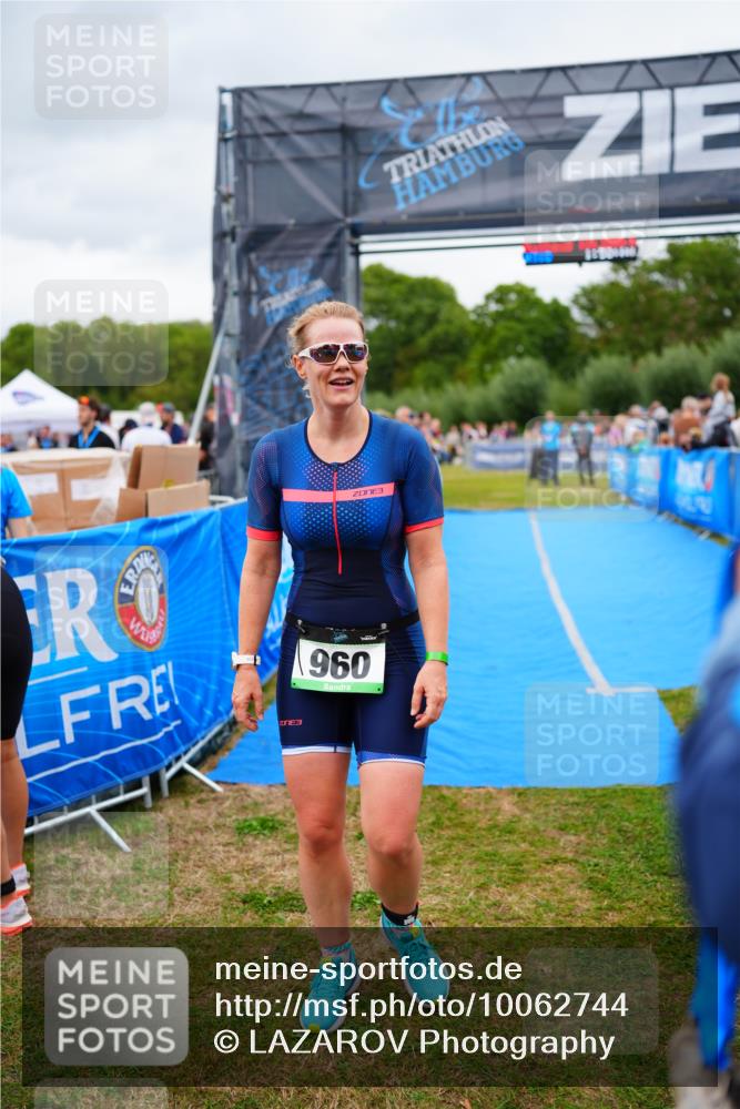 30.08.2026 - Elbe Triathlon Hamburg LAZAROV Photography http://msf.ph/oto/10062744 30.08.2026 11:50:02 Ziel 518, 960 meine-sportfotos.de