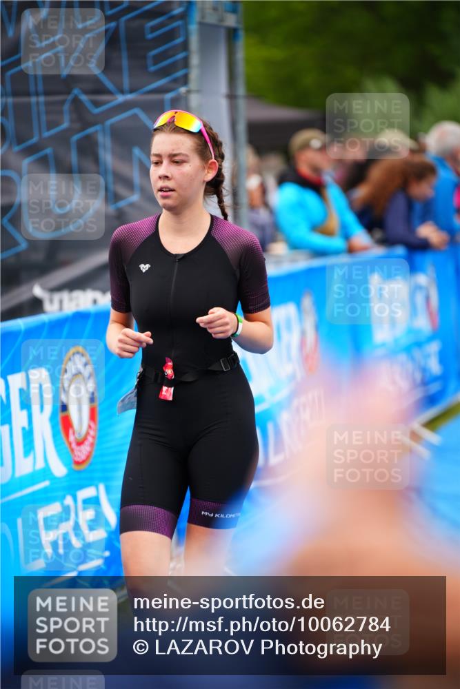 30.08.2026 - Elbe Triathlon Hamburg LAZAROV Photography http://msf.ph/oto/10062784 30.08.2026 11:50:15 Ziel 1415 meine-sportfotos.de