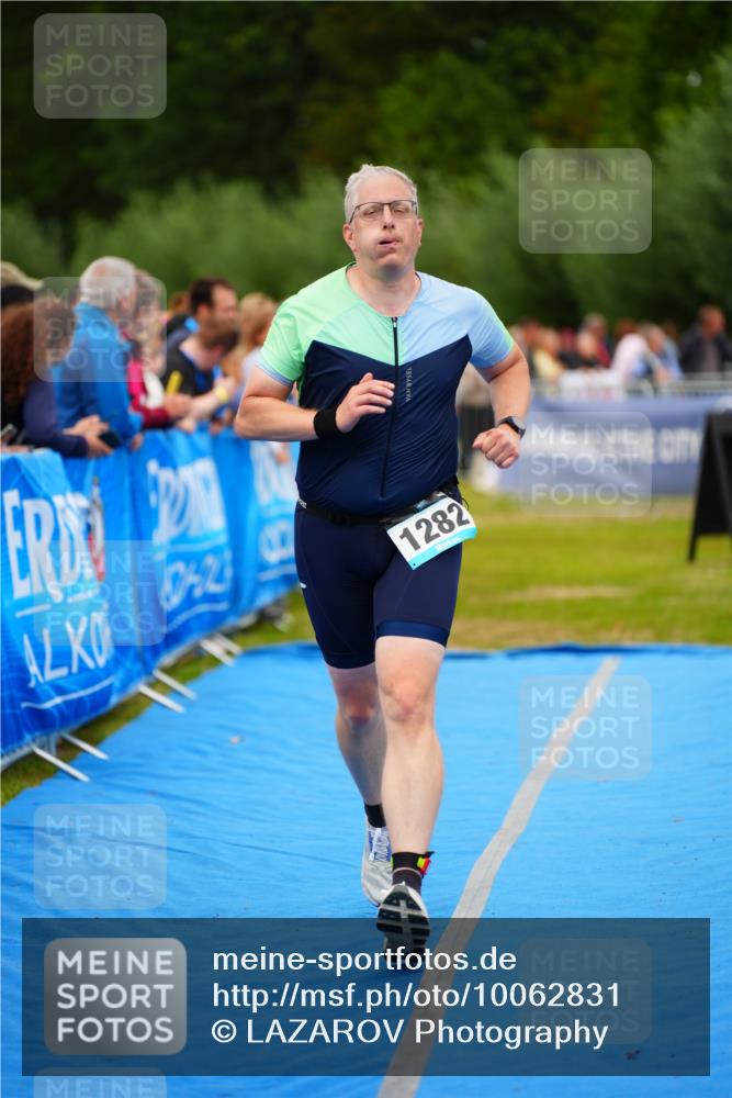 30.08.2026 - Elbe Triathlon Hamburg LAZAROV Photography http://msf.ph/oto/10062831 30.08.2026 11:50:30 Ziel 686, 912, 958, 1282 meine-sportfotos.de