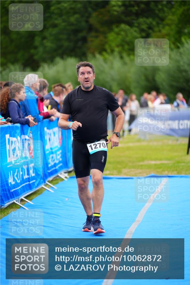30.08.2026 - Elbe Triathlon Hamburg LAZAROV Photography http://msf.ph/oto/10062872 30.08.2026 11:50:52 Ziel 1270 meine-sportfotos.de