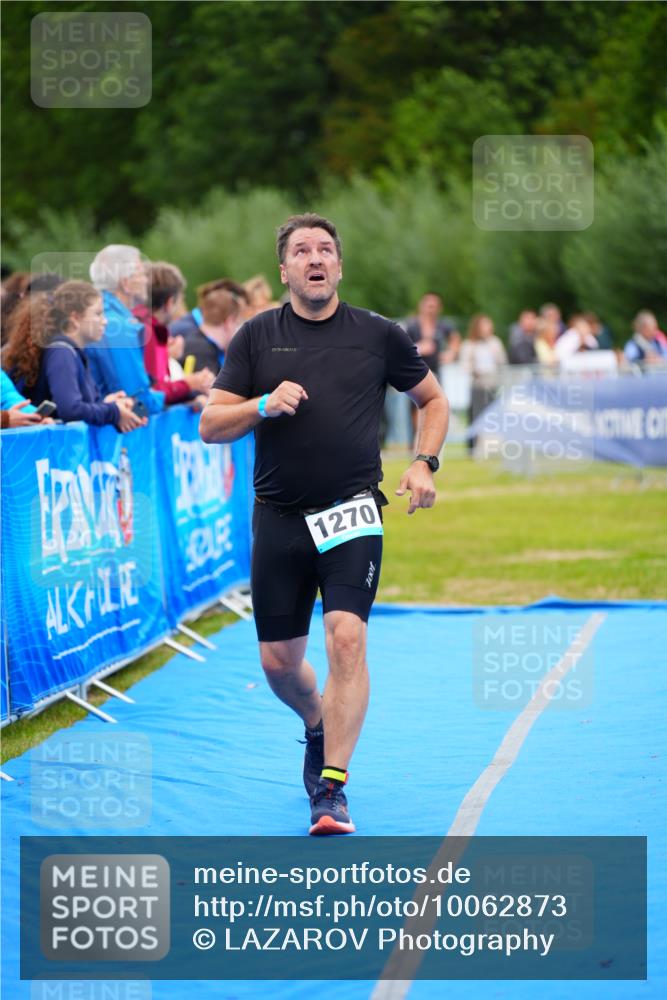 30.08.2026 - Elbe Triathlon Hamburg LAZAROV Photography http://msf.ph/oto/10062873 30.08.2026 11:50:52 Ziel 1270 meine-sportfotos.de