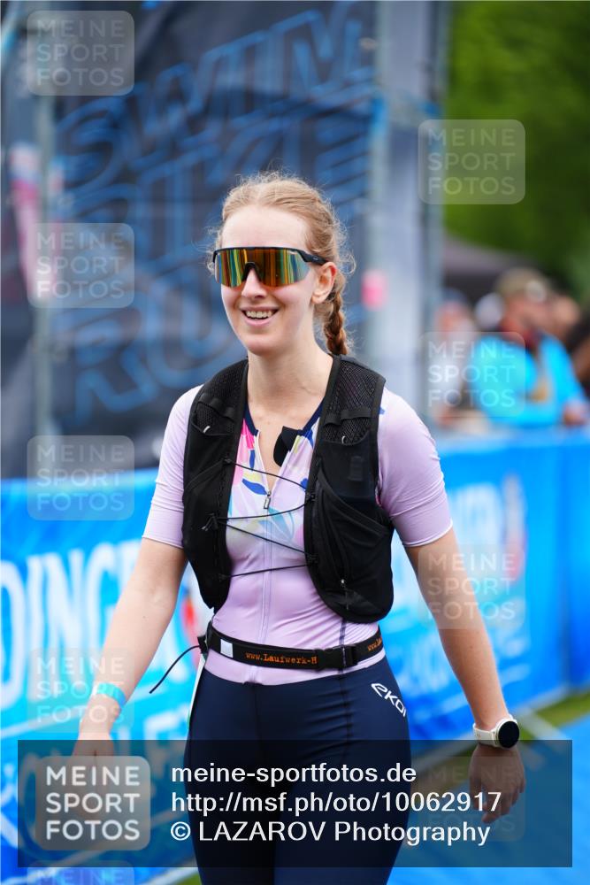 30.08.2026 - Elbe Triathlon Hamburg LAZAROV Photography http://msf.ph/oto/10062917 30.08.2026 11:51:13 Ziel 1288 meine-sportfotos.de