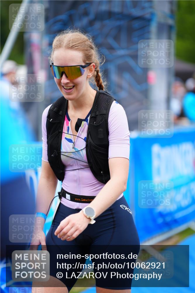 30.08.2026 - Elbe Triathlon Hamburg LAZAROV Photography http://msf.ph/oto/10062921 30.08.2026 11:51:14 Ziel 944, 1288 meine-sportfotos.de