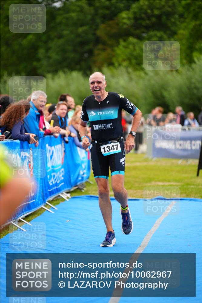 30.08.2026 - Elbe Triathlon Hamburg LAZAROV Photography http://msf.ph/oto/10062967 30.08.2026 11:51:27 Ziel 1347 meine-sportfotos.de