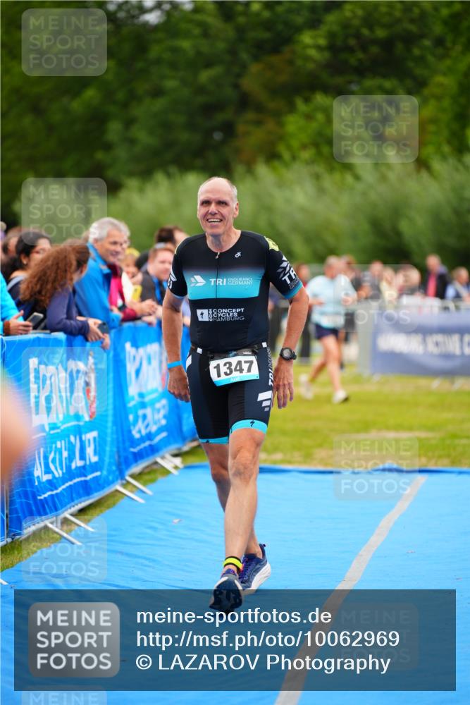 30.08.2026 - Elbe Triathlon Hamburg LAZAROV Photography http://msf.ph/oto/10062969 30.08.2026 11:51:28 Ziel 1347 meine-sportfotos.de