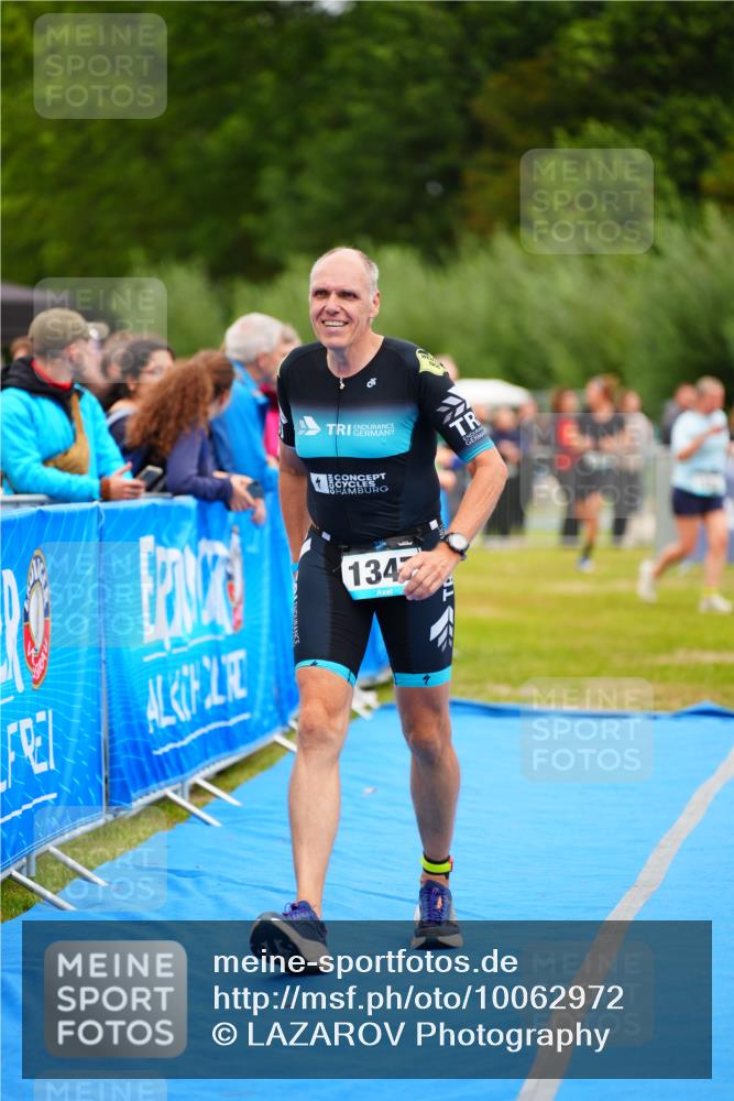 30.08.2026 - Elbe Triathlon Hamburg LAZAROV Photography http://msf.ph/oto/10062972 30.08.2026 11:51:28 Ziel 1347 meine-sportfotos.de