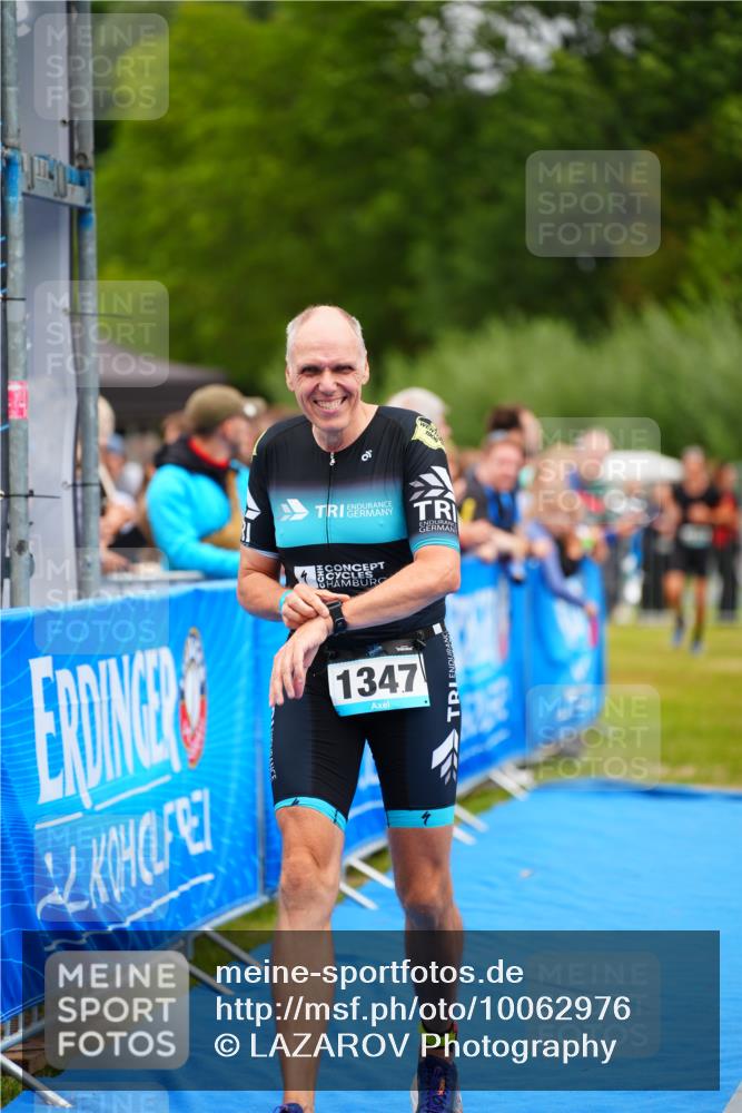 30.08.2026 - Elbe Triathlon Hamburg LAZAROV Photography http://msf.ph/oto/10062976 30.08.2026 11:51:29 Ziel 1347 meine-sportfotos.de