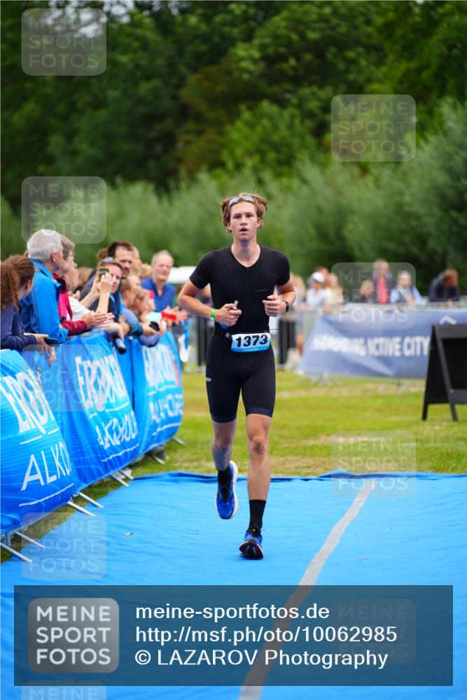 30.08.2026 - Elbe Triathlon Hamburg LAZAROV Photography http://msf.ph/oto/10062985 30.08.2026 11:51:37 Ziel 1373, 1516 meine-sportfotos.de