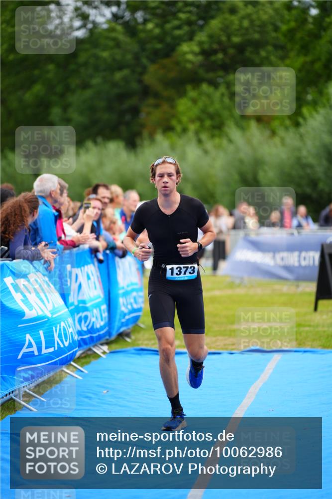 30.08.2026 - Elbe Triathlon Hamburg LAZAROV Photography http://msf.ph/oto/10062986 30.08.2026 11:51:38 Ziel 1373, 1516 meine-sportfotos.de