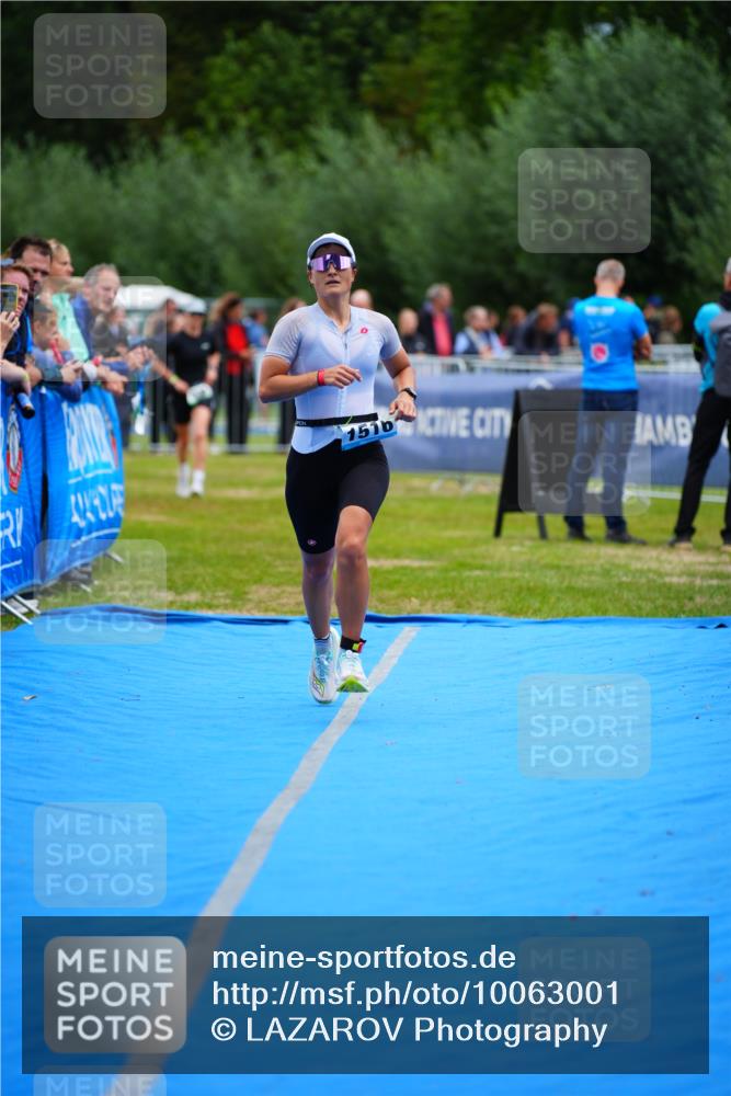 30.08.2026 - Elbe Triathlon Hamburg LAZAROV Photography http://msf.ph/oto/10063001 30.08.2026 11:51:44 Ziel 932, 1332, 1516 meine-sportfotos.de