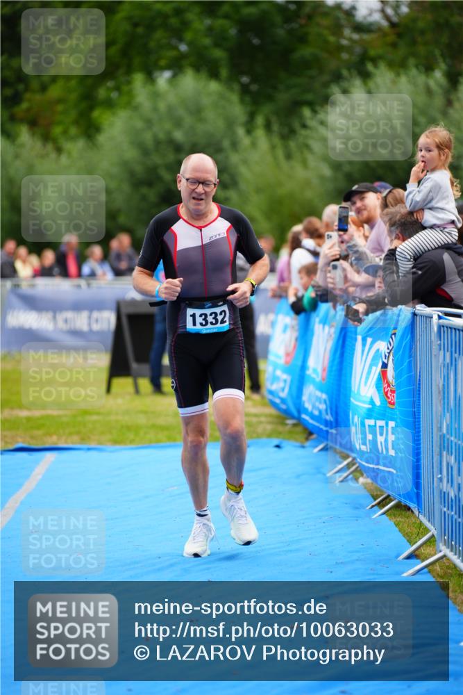 30.08.2026 - Elbe Triathlon Hamburg LAZAROV Photography http://msf.ph/oto/10063033 30.08.2026 11:51:52 Ziel 822, 932, 980, 1262, 1332 meine-sportfotos.de