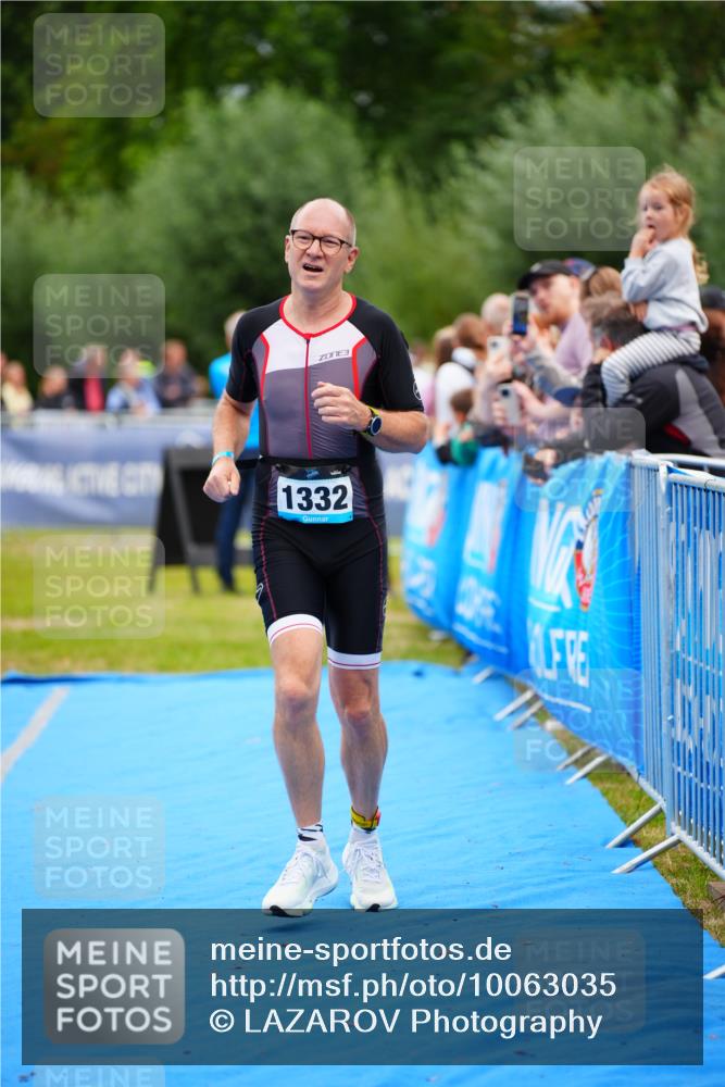 30.08.2026 - Elbe Triathlon Hamburg LAZAROV Photography http://msf.ph/oto/10063035 30.08.2026 11:51:52 Ziel 822, 932, 980, 1262, 1332 meine-sportfotos.de