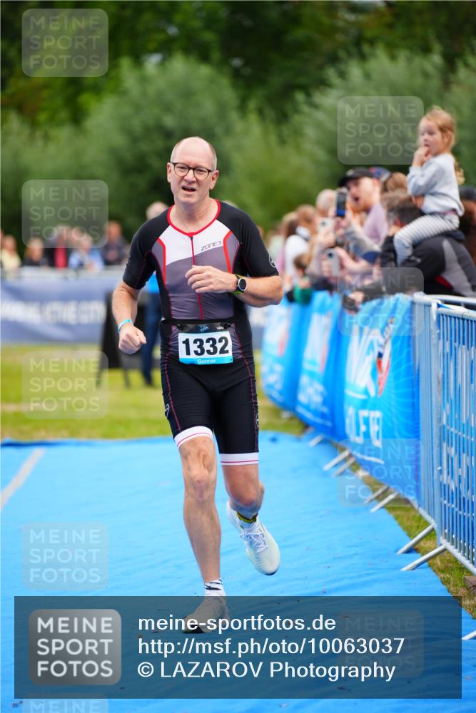 30.08.2026 - Elbe Triathlon Hamburg LAZAROV Photography http://msf.ph/oto/10063037 30.08.2026 11:51:52 Ziel 822, 932, 980, 1262, 1332 meine-sportfotos.de