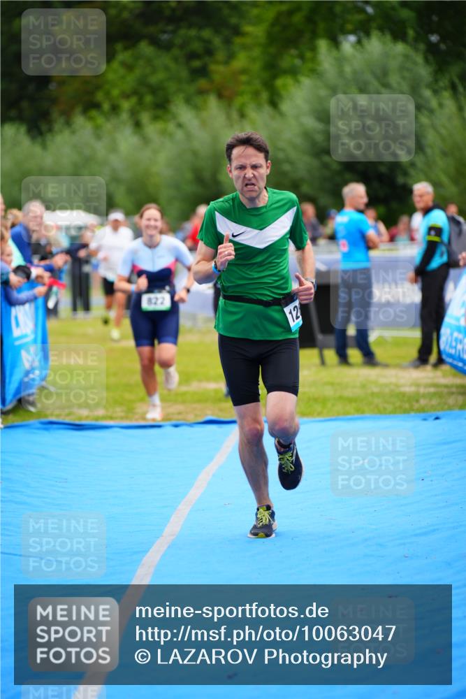 30.08.2026 - Elbe Triathlon Hamburg LAZAROV Photography http://msf.ph/oto/10063047 30.08.2026 11:51:56 Ziel 822, 980, 1262, 1281, 1332 meine-sportfotos.de