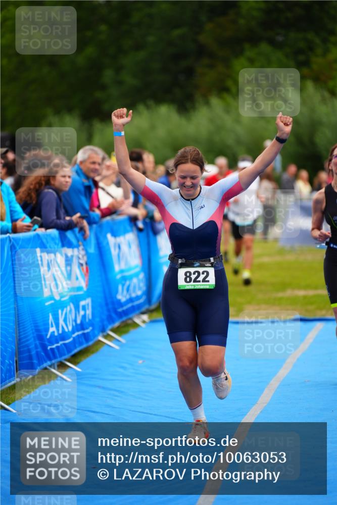 30.08.2026 - Elbe Triathlon Hamburg LAZAROV Photography http://msf.ph/oto/10063053 30.08.2026 11:51:59 Ziel 822, 980, 1262, 1281, 1331, 1455 meine-sportfotos.de