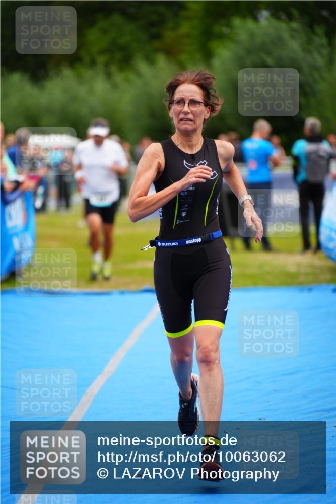 30.08.2026 - Elbe Triathlon Hamburg LAZAROV Photography http://msf.ph/oto/10063062 30.08.2026 11:52:01 Ziel 822, 980, 1281, 1331, 1455 meine-sportfotos.de