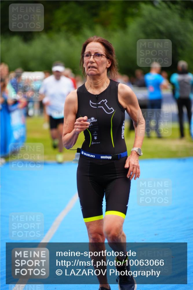 30.08.2026 - Elbe Triathlon Hamburg LAZAROV Photography http://msf.ph/oto/10063066 30.08.2026 11:52:01 Ziel 822, 980, 1281, 1331, 1455 meine-sportfotos.de